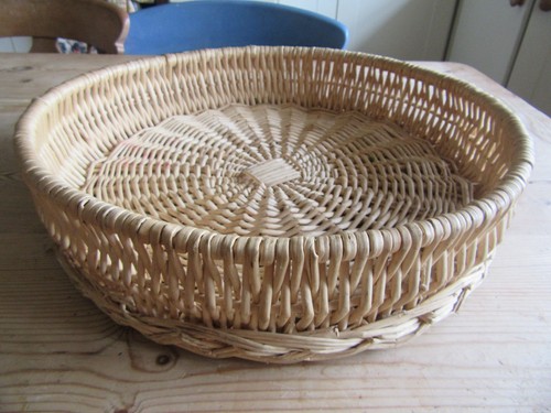 Large round wicker - large,