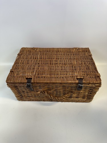 Large wicker picnic basket - wicker,
