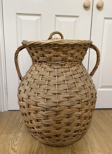 Large round wicker basket - round,