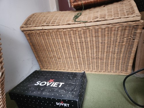 Large brown wicker - large,