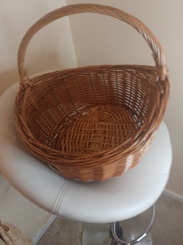 Large wicker basket with - basket,