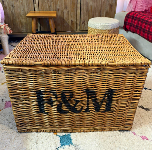 Large brown rectangular wicker - brown,