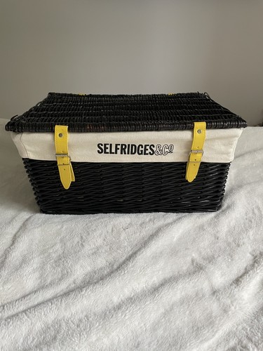 Selfridges hamper wicker - &,