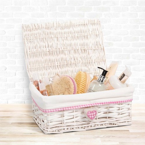Wicker storage hamper with - storage, lid