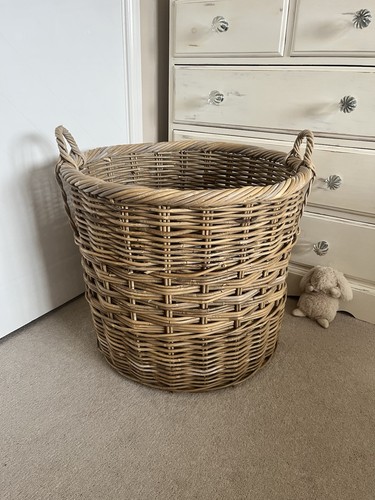 Beautiful extra large wicker - beautiful,