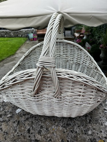 Large sturdy wicker basket - large,