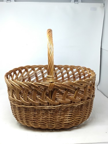 Vintage large deep woven - large,