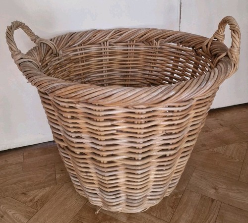 Large 41cm tall - large, round