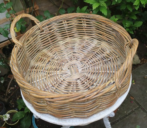Large round woven - large,