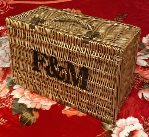 Large fortnum and - fortnum, mason