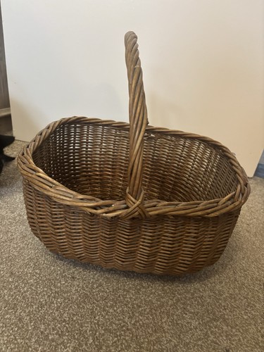 Large vintage brown sturdy - large,