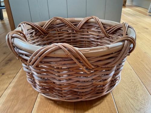 Large inch round - large,